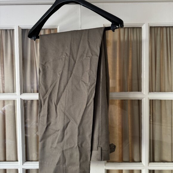 Men's Tommy Hilfiger Tan Suit SZ 40L 33W 100% Wool - Picture 7 of 13